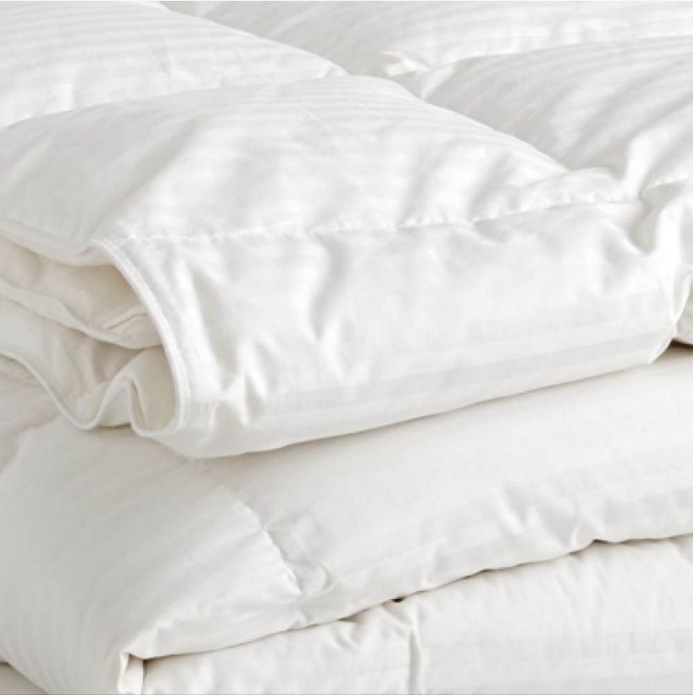 New Made For Westin Hotels & Resorts Down Alternative Duvet. Size Queen.